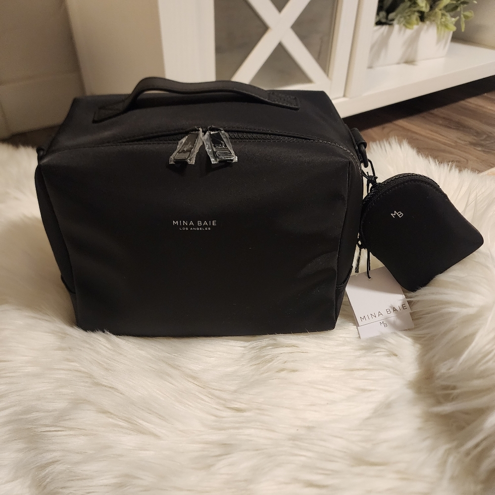 Mina Baie Luca Nylon Lunch Tote with matching pouch accessory NWT